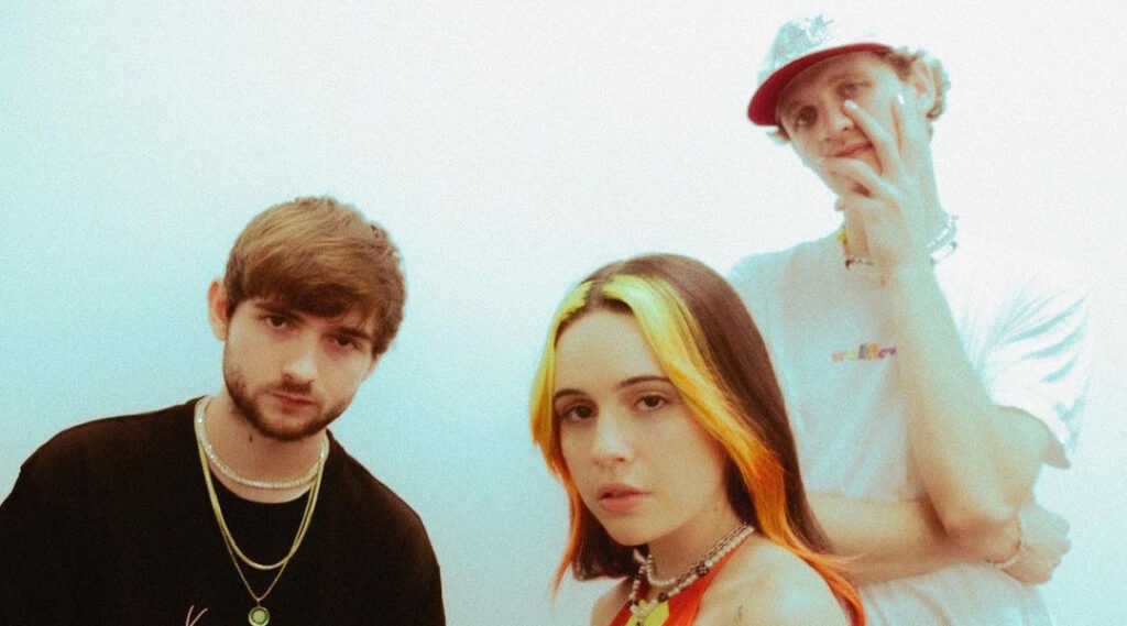 Louis The Child, Bea Miller – hate u cuz i don’t (Official Video)