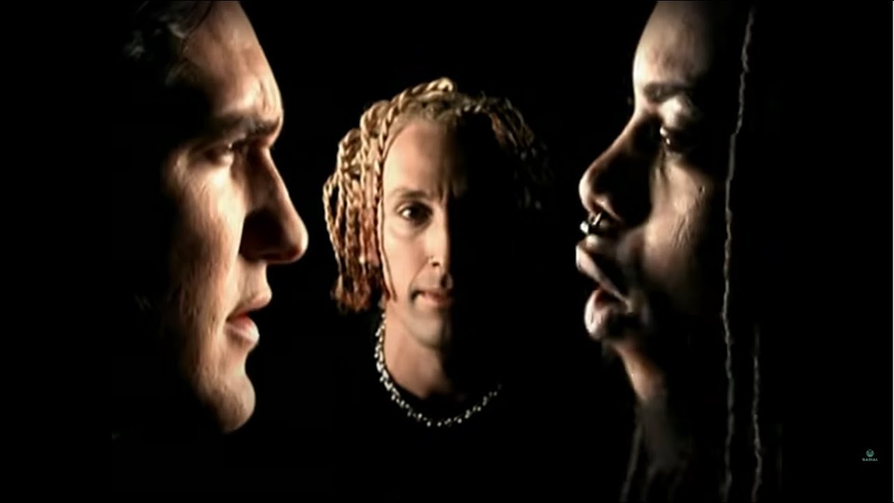 Sevendust – Praise (Official Music Video)