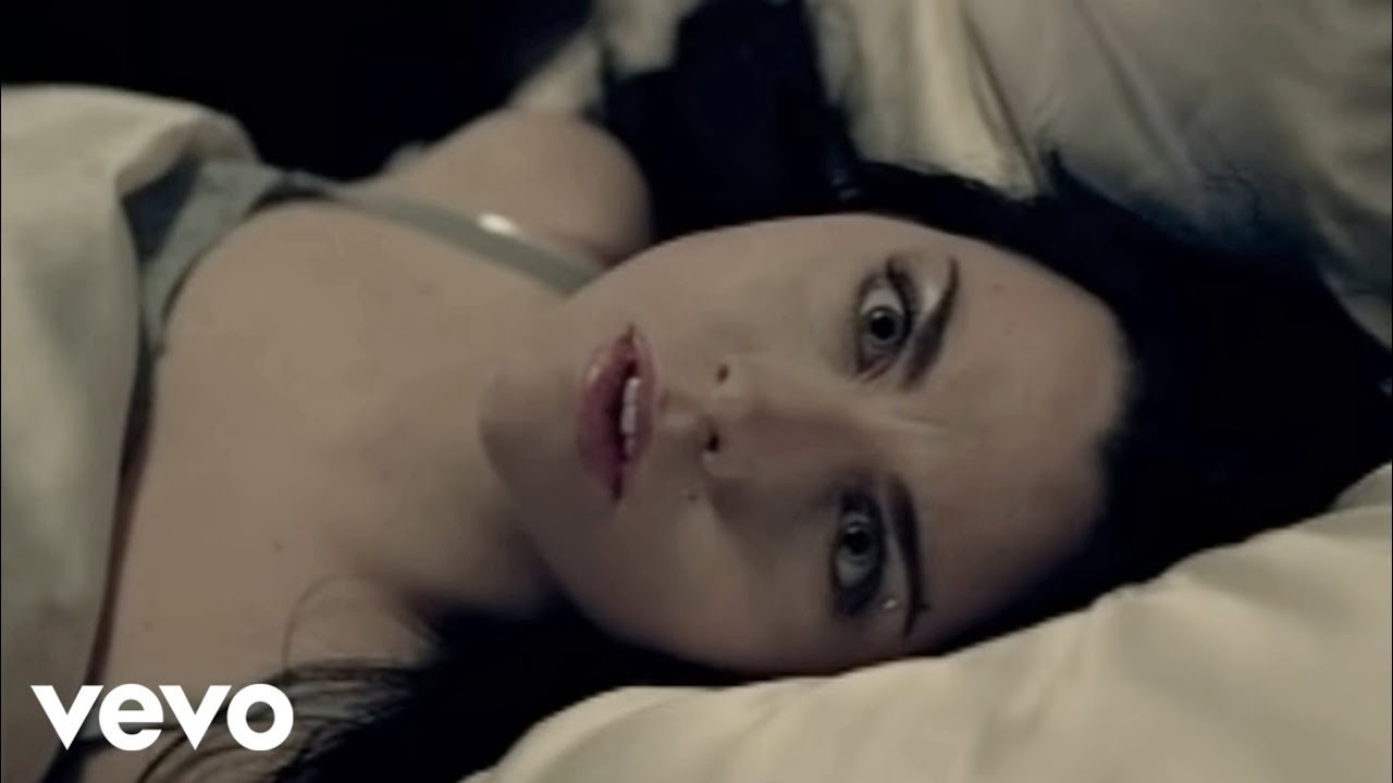 Evanescence – Bring Me To Life (Official HD Music Video)